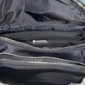 lululemon athletica Men's Black Belt Bag